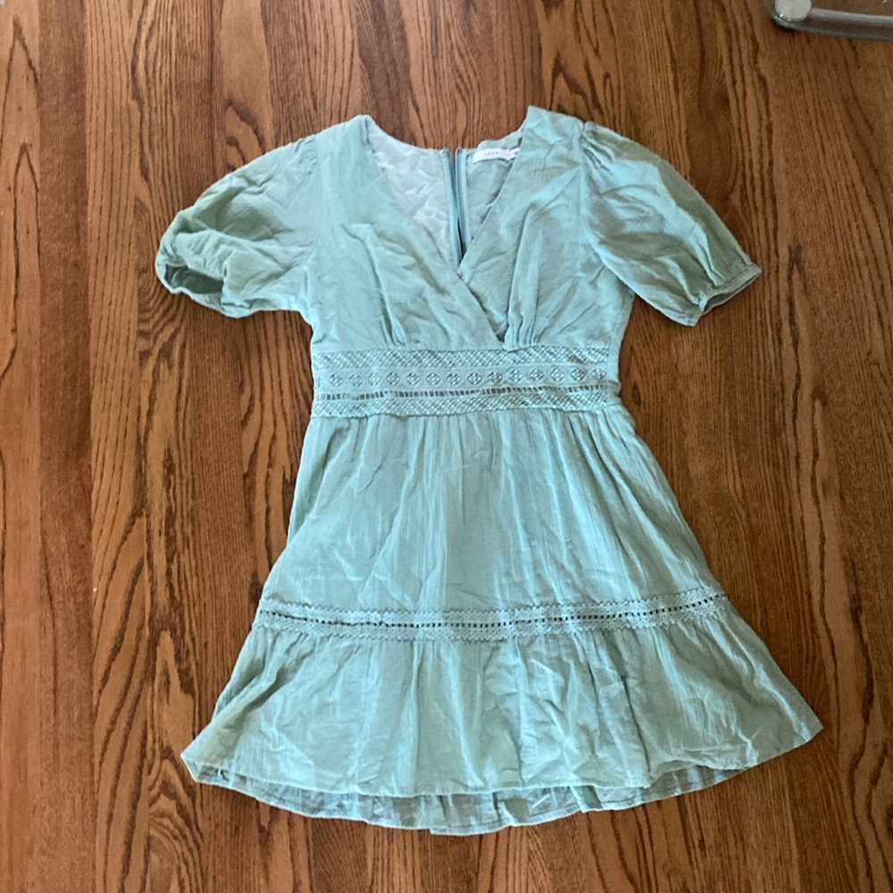 Mint green flowy short dress